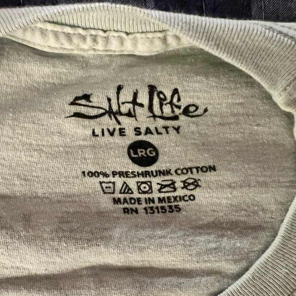 Salt Life Tshirt - Picture 3 of 3